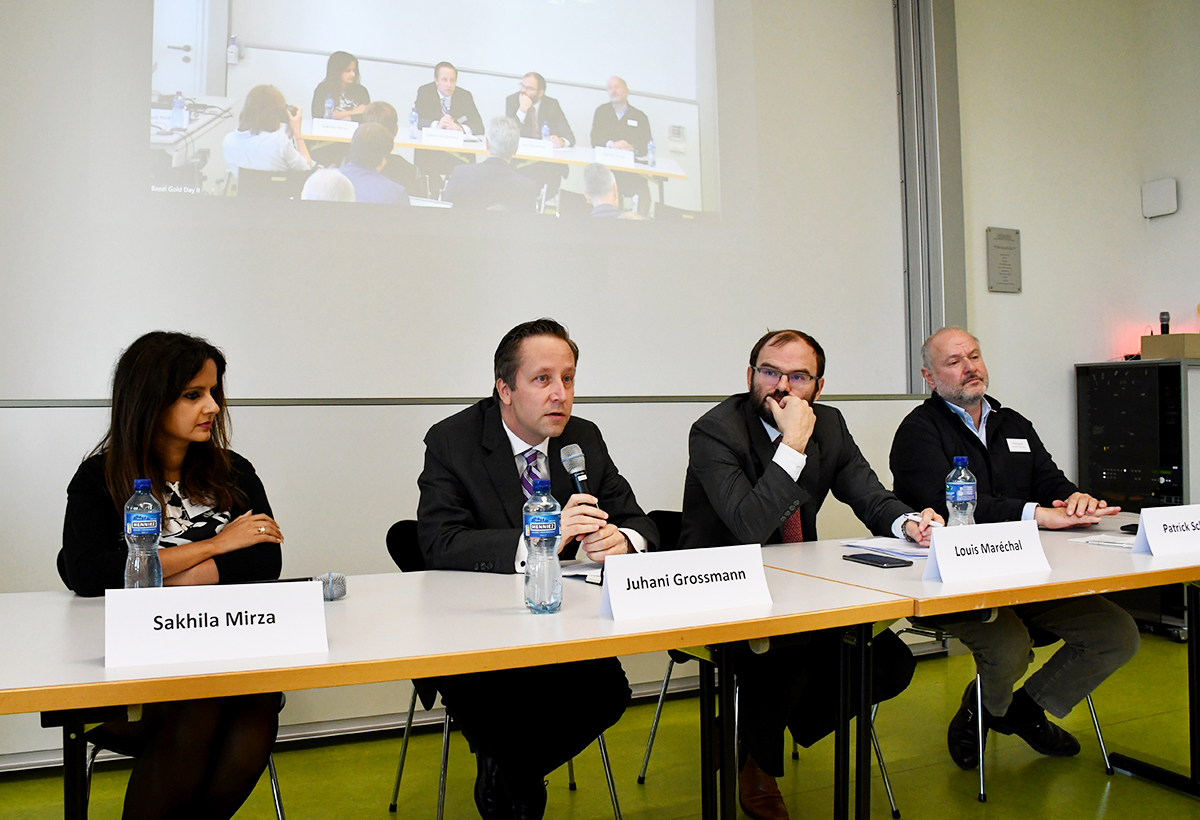 Gold Day II panel